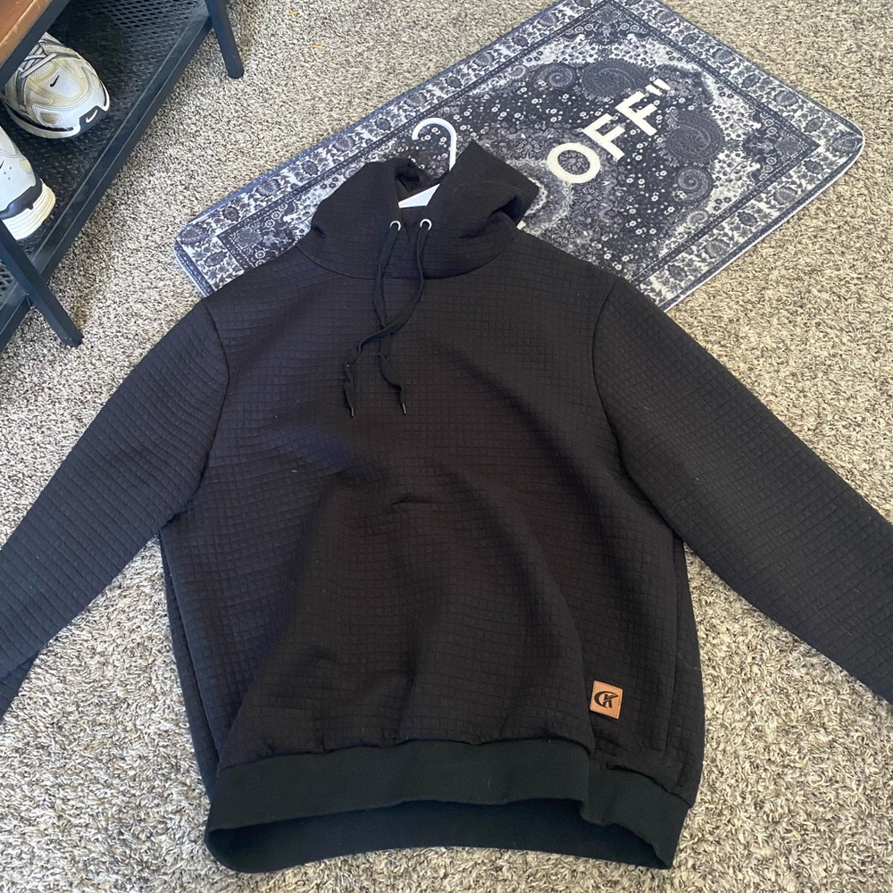 2x XL sweatshirts